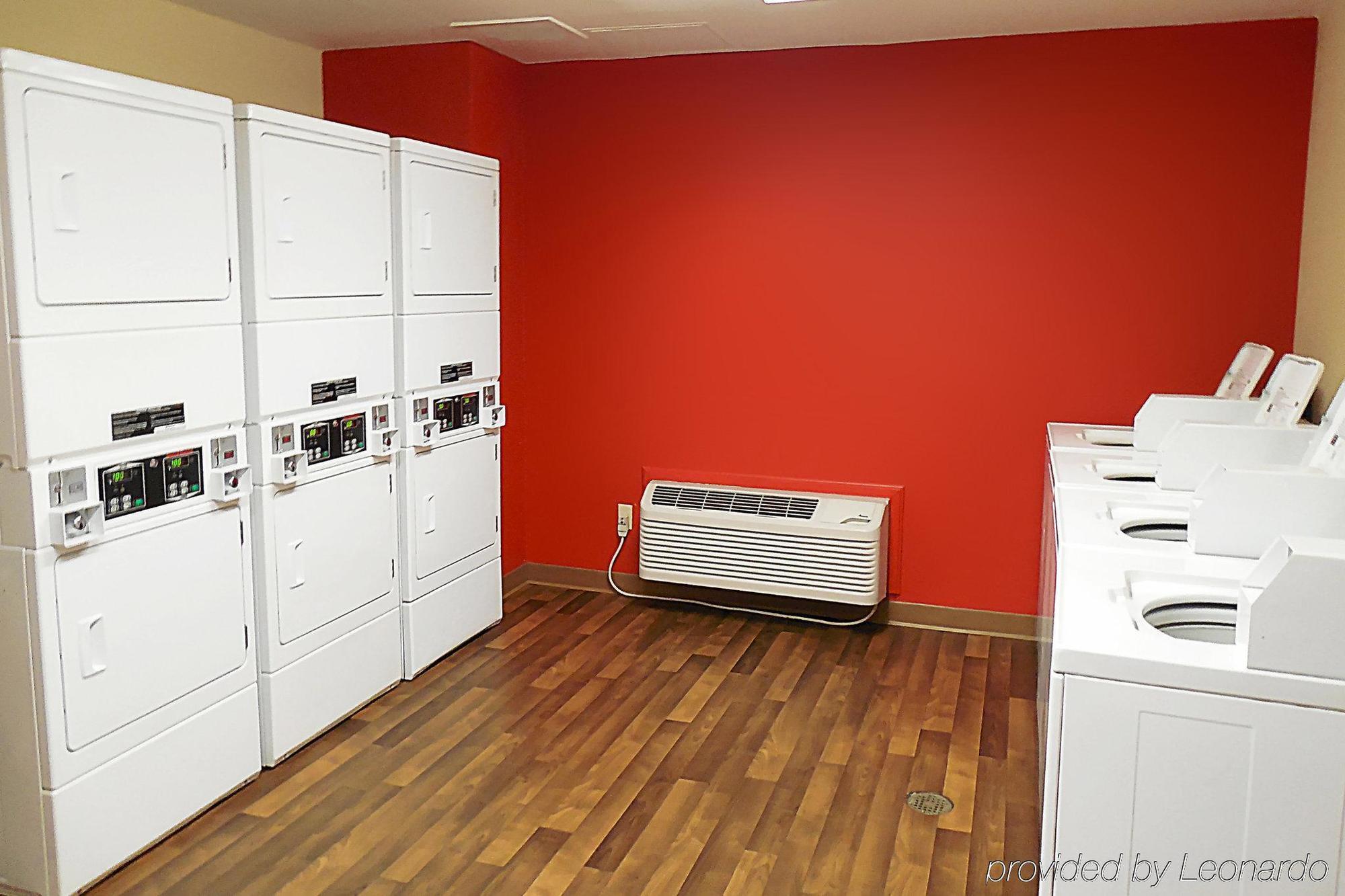 Extended Stay America Suites - Philadelphia - Airport - Bartram Ave Bagian luar foto